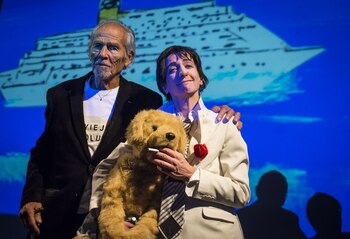 Roberto Plate junto a la