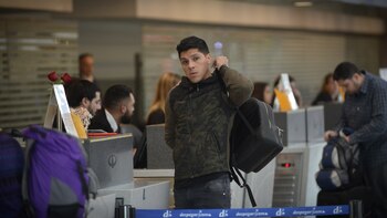 Enzo Pérez viajó hoy a