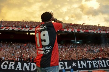 Banega volvió seis meses al