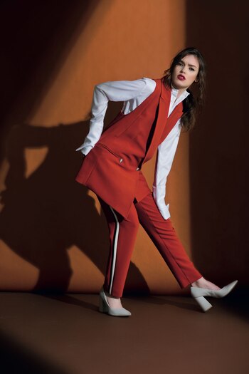 Pantalón con raya lateral y