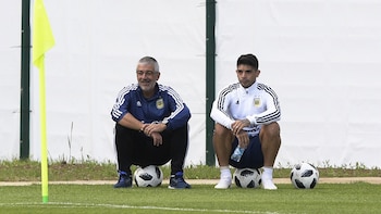 Éver Banega entrenó con el