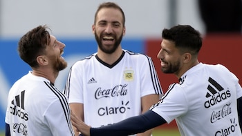 Higuaín y Messi, los máximos