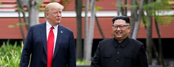 Trump y Kim durante el