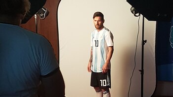 Messi, ante los flashes oficiales