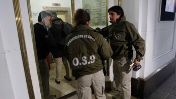 Carabineros allanaron oficinas del Tribunal