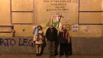 Dos hombres y una mujer impidieron