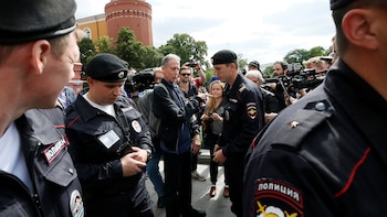 Tatchell mostró cerca de la