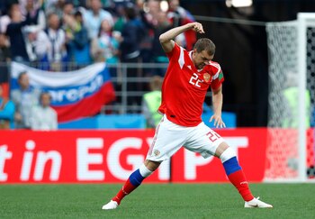Artyom Dzyuba la punta de