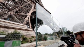 Las paredes de vidrio de