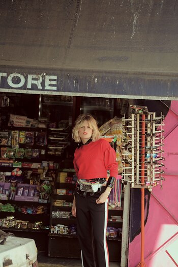 Buzo corto ($ 2.450, Jazmín