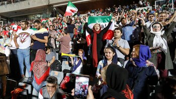 Las mujeres pudieron compartir tribuna