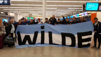 Néstor Fernando Penovi, en el centro,