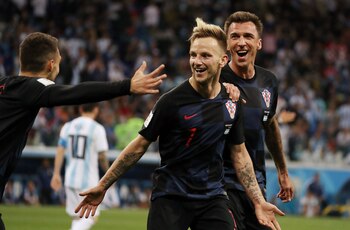 Ivan Rakitic convirtió el tercer