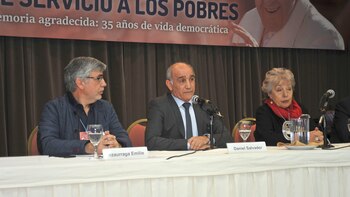 En el centro, el vicegobernador