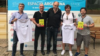 Miguel Bossio presentó su libro en Espacio Argentina en Moscú: Puro Chamuyo, 32 historias imperdibles de cada uno de los países que juegan la Copa del Mundo