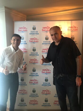 Javier Zanetti también visitó el bar de la Selección Argentina en Moscú