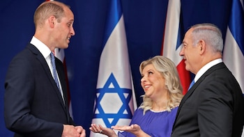 El príncipe William es recibido