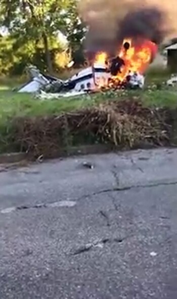 El avión se estrelló en