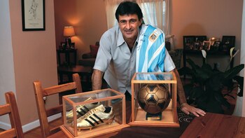 Mario Kempes, campeón, botín de oro y goleador del Mundial ’78.