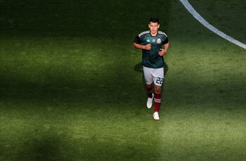 El delantero mexicano firmará contrato