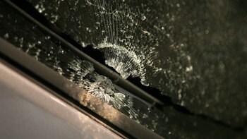 Así quedó el auto del gobernador Juan Schiaretti