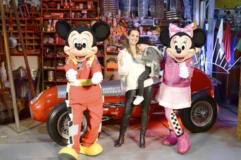 Sabrina Garciarena con su hijo León.