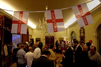 El salón estuvo decorado para