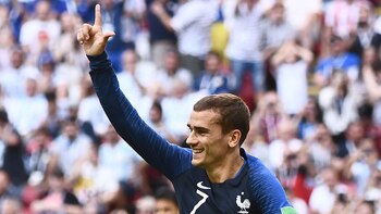 El festejo del delantero en