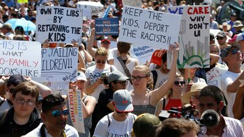 Manifestación frente a la Casa