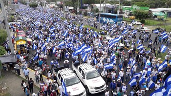 La oposición llamó a tomar