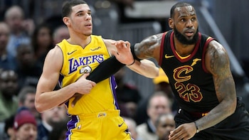 “King James”, contra los Lakers.