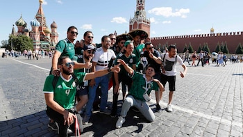 Los fanáticos mexicanos celebraron el primer triunfo ante Alemania