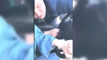 Luego rompió la ventana y