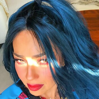 Thalía debutó nuevo color de