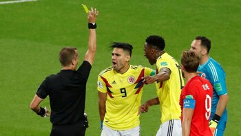 (Reuters) Falcao se queja de una decisión arbitral