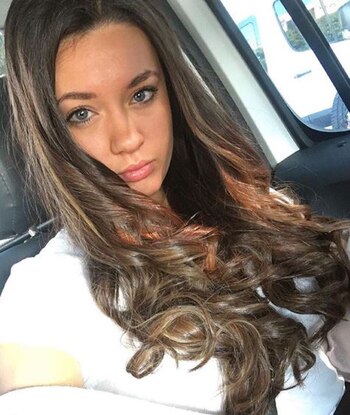 María del Mar tiene 18