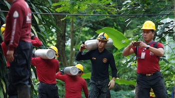 Los rescatistas trabajan para concretar la operación en los próximos días (REUTERS/Soe Zeya Tun)