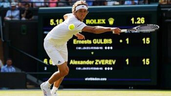 Zverev cayó en 16avos contra Ernests Gulbis (Reuters)