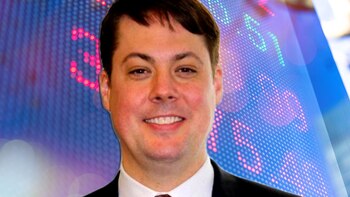 Robert Cornish se suma a