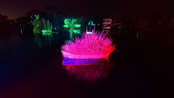 El río, decorado para recibir