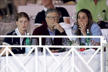 Jennifer Gates con sus padres