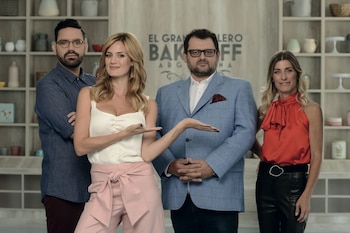 Damián junto al equipo de Bake