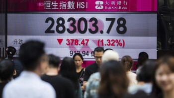 Un tablero electrónico en Hong