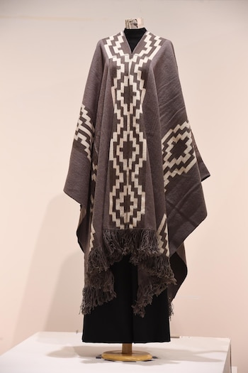 Silvia Tropan, mapuche, lana de