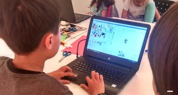 Taller de videojuedos en el