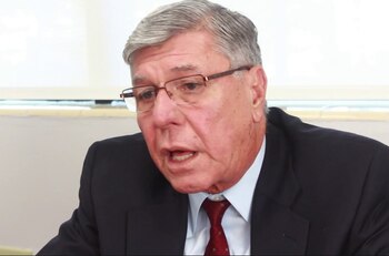 El comisionado de Miami Manolo