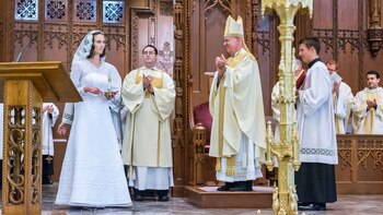 La joven pasó a ser