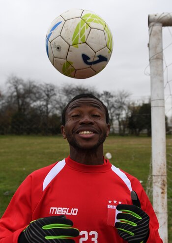 Daniel hace jueguito en el