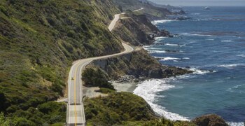 En uno de estos acantilados