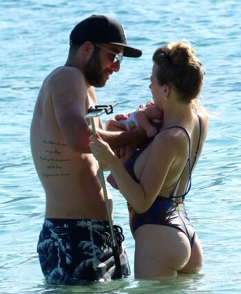 Gonzalo Higuaín en las playas